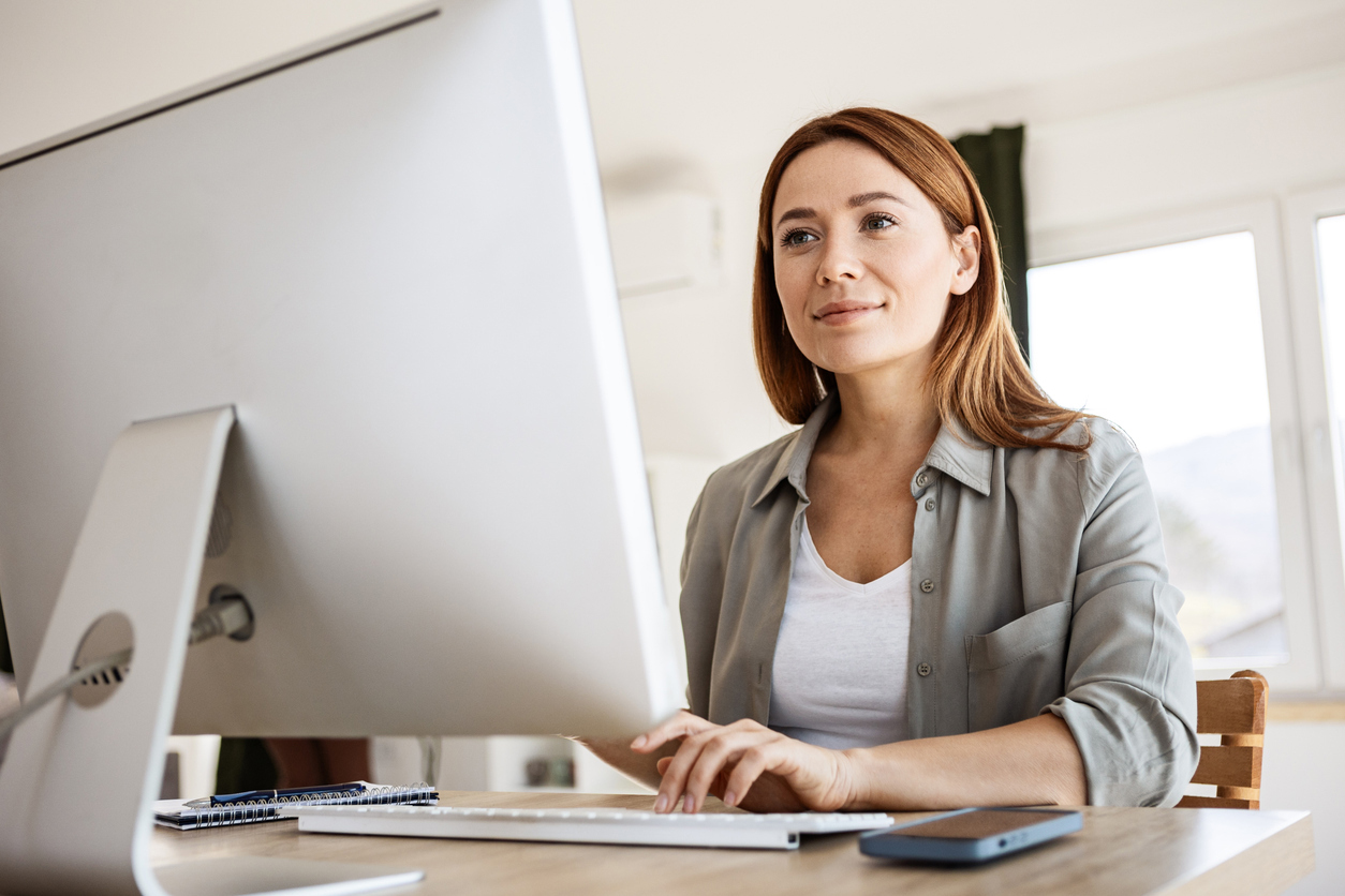 couple on laptop